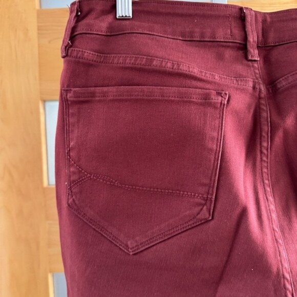NYDJ Classic Legging Jeans Denim Pants Size 12 Burgundy Pants Stretch - Picture 4 of 12